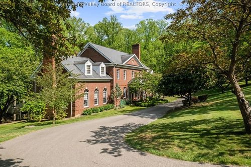 101 Whispering Woods Road, Charleston, WV, 25304 | Card Image