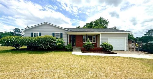 832 Fresno Dr, Fayetteville, NC, 28303-2567 | Card Image