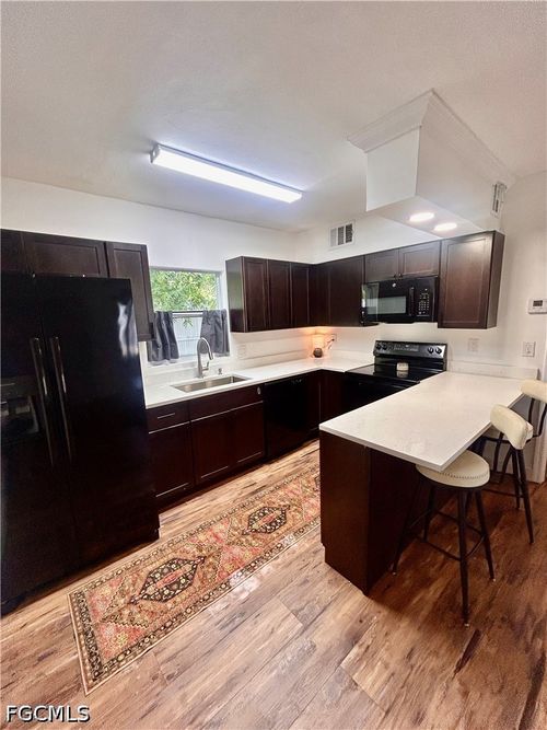 113-2590 1st St, Fort Myers, FL, 33901-2402 | Card Image