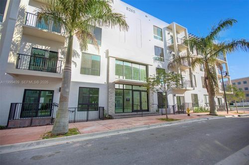 c-406-8265 Nw 41st St, Doral, FL, 33166-6285 | Card Image