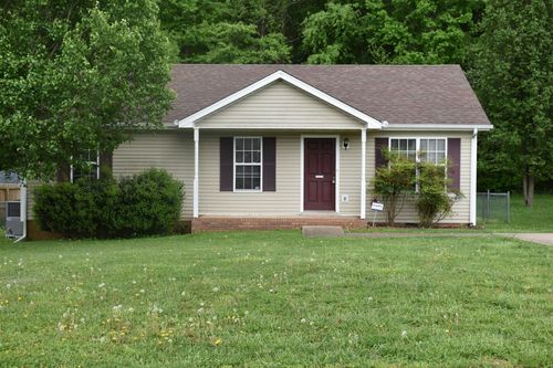 153 Monarch Ln, Clarksville, TN, 37042-1903 | Card Image