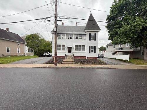 39-41 Green St, Hudson, MA, 01749 | Card Image
