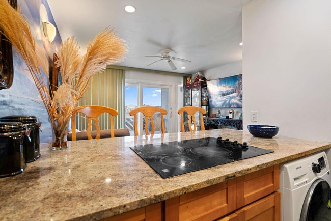 11 - 274 Dune Rd, Condo with 1 bedrooms, 1 bathrooms and null parking in Southampton NY | Image 6