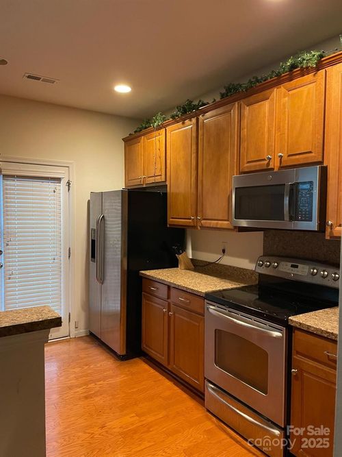 13116 Erwin Rd, Charlotte, NC, 28273-4610 | Card Image