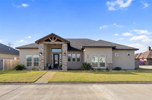 6401 Kobe Dr, Corpus Christi, TX, 78414-6409 | Card Image