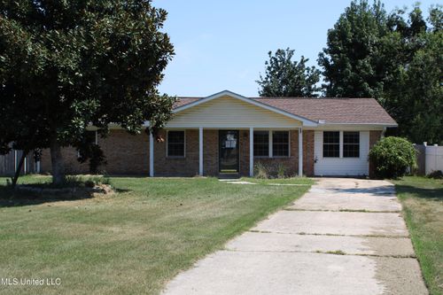 515 Spanish Acres Dr, Bay Saint Louis, MS, 39520-3217 | Card Image