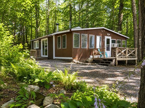 9 Pine Crest Rd, Raymond, NH, 03077-1306 | Card Image
