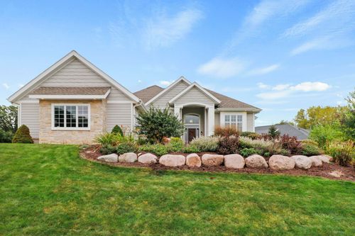 9801 Shadow Ridge Trail, MADISON, WI, 53562 | Card Image