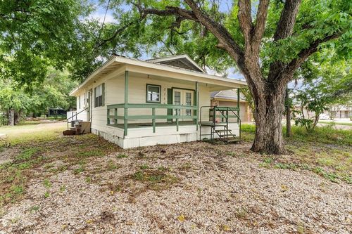 2715 S 2nd Street, Waco, TX, 76706 | Card Image