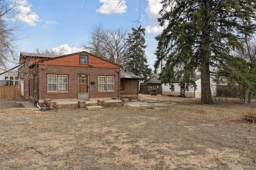 1600 S Saint Paul St, Denver, CO, 80210-2927 | Card Image