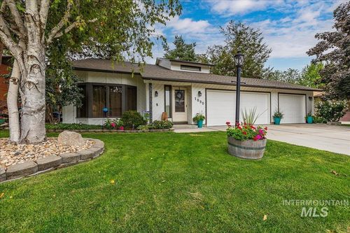 1890 N Incline Way, Meridian, ID, 83646-1001 | Card Image