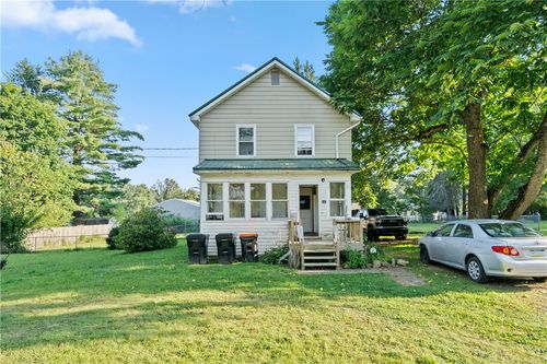 142 Johnson St, Corry, PA, 16407-8533 | Card Image