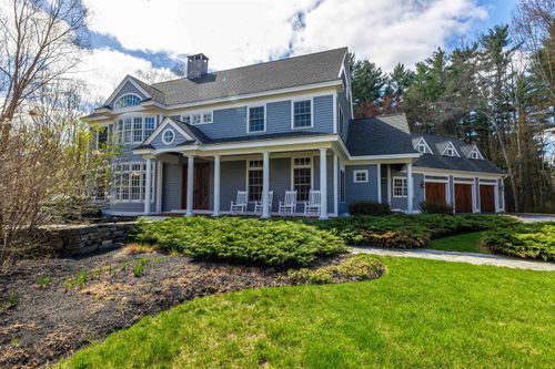 10 Checkerberry Ln, Concord, NH, 03301-6940 | Card Image