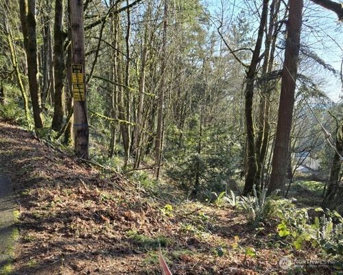 1217 218th Ave Ne, Sammamish, WA, 98074-6804 | Card Image