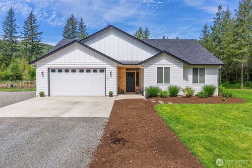 266 Fir Rd, Ariel, WA, 98603-9605 | Card Image