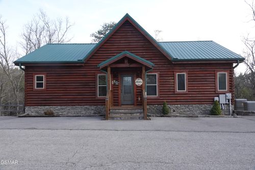 3226 White Falcon Way, Pigeon Forge, TN, 37862 | Card Image