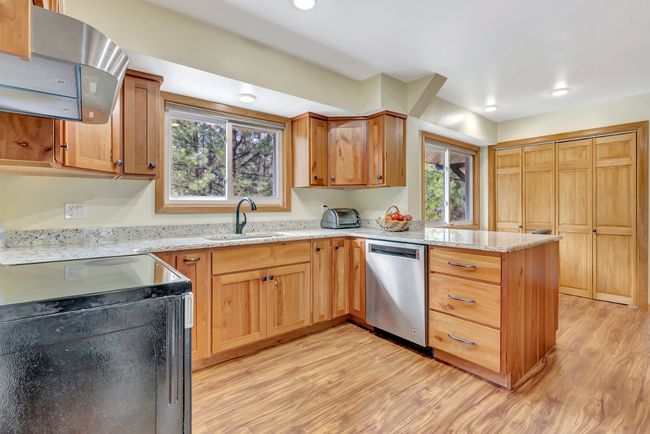 237 Hilltop Dr, House other with 3 bedrooms, 2 bathrooms and null parking in Hamilton MT | Image 19
