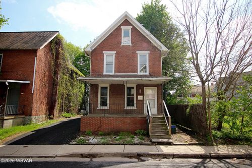 108 Mill St, Lock Haven, PA, 17745-1228 | Card Image
