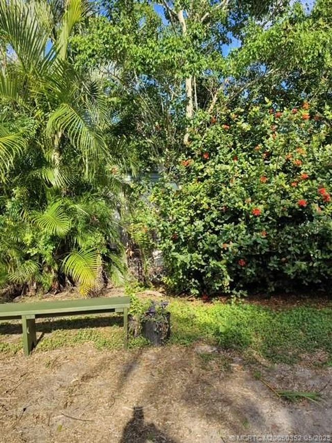 4225 1 St Ct, House other with 2 bedrooms, 2 bathrooms and 1 parking in Lantana FL | Image 15