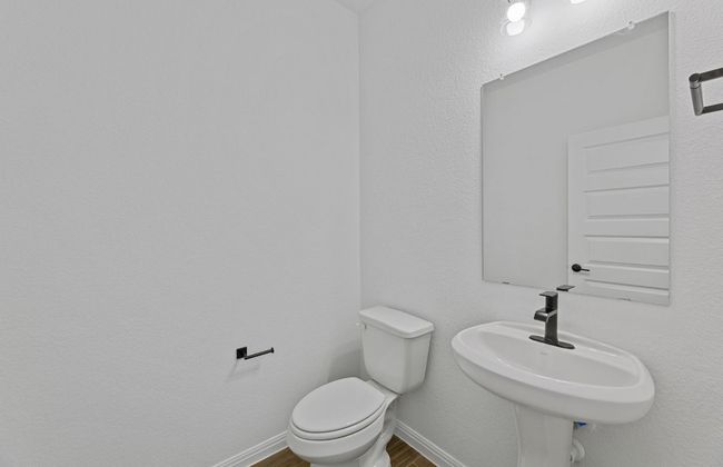 6421 Apache Plum Ln, House other with 4 bedrooms, 3 bathrooms and null parking in Spicewood TX | Image 9