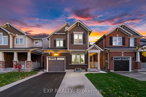 146 Vanhorne Close, Brampton, ON, L7A0Y2 | Card Image