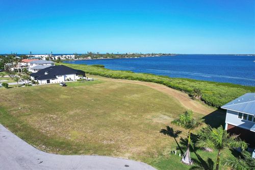 5248 The Pointe, ENGLEWOOD, FL, 34223-8105 | Card Image