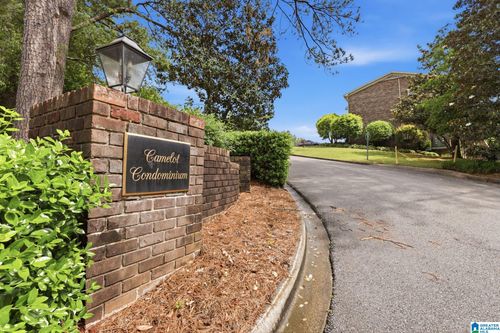 c-3112 Lancaster Ct, HOMEWOOD, AL, 35209-4226 | Card Image