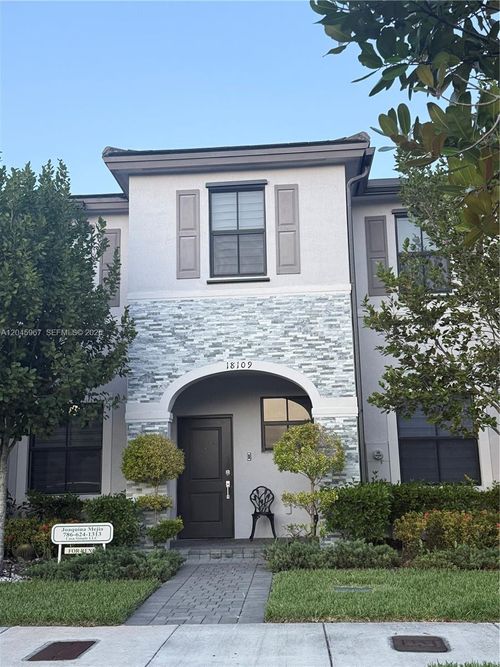 18109-18109 Sw 147th Ct, Miami, FL, 33187 | Card Image