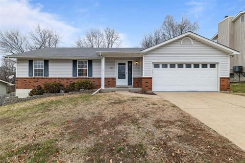 727 Brickingham Drive, St Peters, MO, 63376 | Card Image