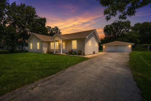 2420 Von Esch Rd, Joliet, IL, 60431-1044 | Card Image