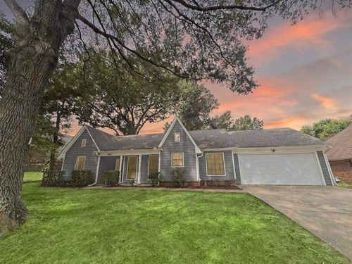 6761 Blue Spruce Dr, Southaven, MS, 38671 | Card Image