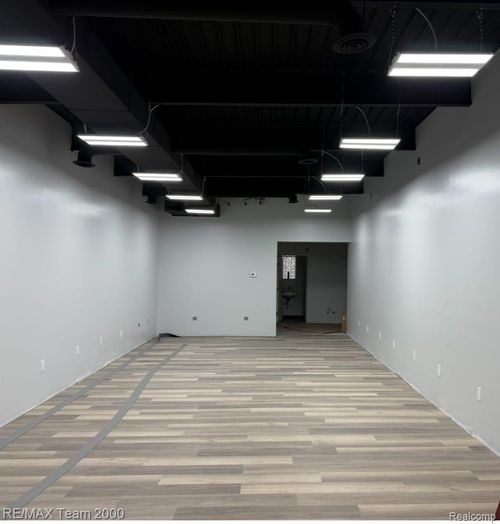 15620 Michigan Ave, Dearborn, MI, 48126-2948 | Card Image