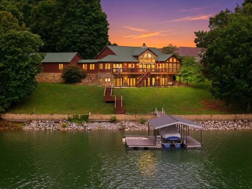 2114 Bridge View Dr, Dandridge, TN, 37725-5152 | Card Image