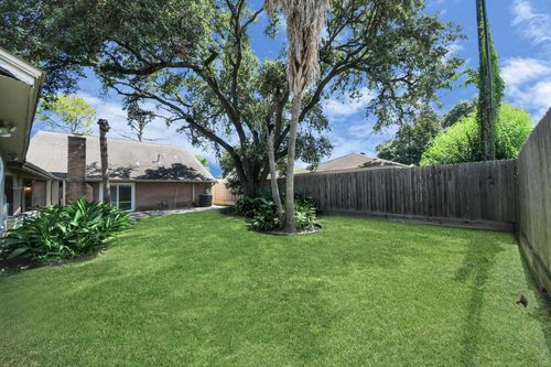 8119 Concho St, Houston, TX, 77036-6805 | Card Image