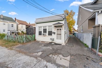 101 Madison Ave, House other with 2 bedrooms, 2 bathrooms and null parking in Paterson NJ | Image 1