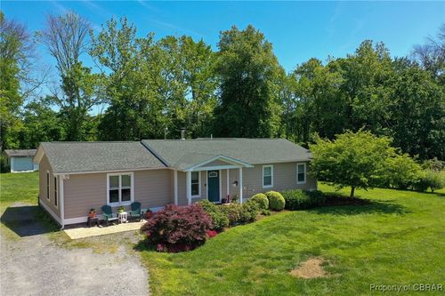 899 Bluff Point Rd, Kilmarnock, VA, 22482-3700 | Card Image
