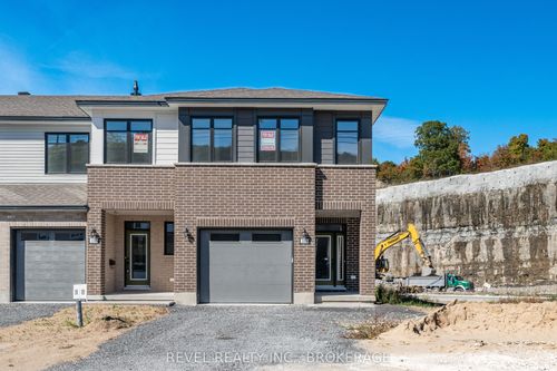 336 Dockside Dr, Kingston, ON, K7K0L6 | Card Image