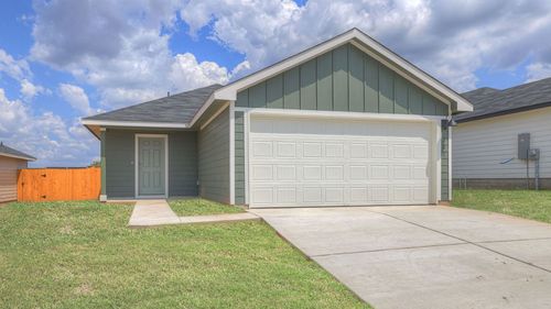 407 Wild Goose Drive, Luling, TX, 78648 | Card Image