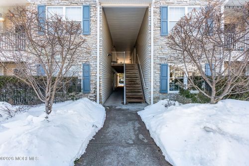 1209 Wedgewood Cir, Belford, NJ, 07718-2311 | Card Image