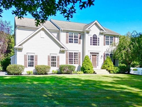 10 Gabriel Ln, Plymouth, MA, 02360-6869 | Card Image