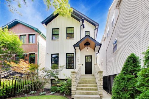 2657 W Belden Ave, Chicago, IL, 60647-3009 | Card Image
