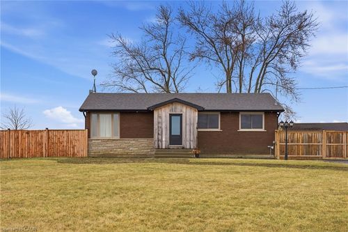 110 Sawmill Road, Caledonia, ON, N3W1Y6 | Card Image