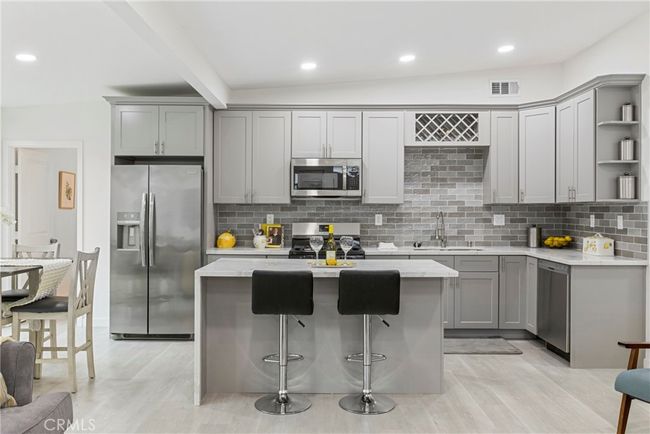 7335 Kyle St, House other with 3 bedrooms, 3 bathrooms and null parking in Tujunga CA | Image 13