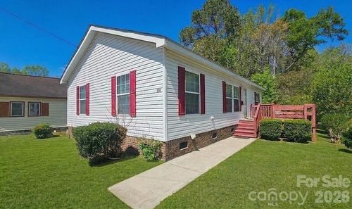 510 Phillips St, Fairmont, NC, 28340-1332 | Card Image