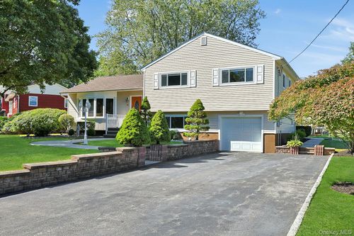 34 Ganung Dr, Ossining, NY, 10562-3936 | Card Image