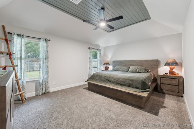 Primary bedroom. | Image 17