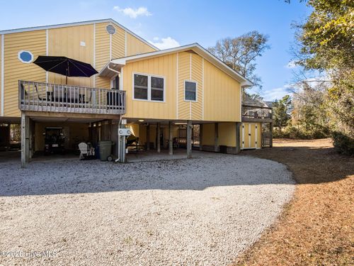 north-7028 Archers Creek Dr, Emerald Isle, NC, 28594-2930 | Card Image