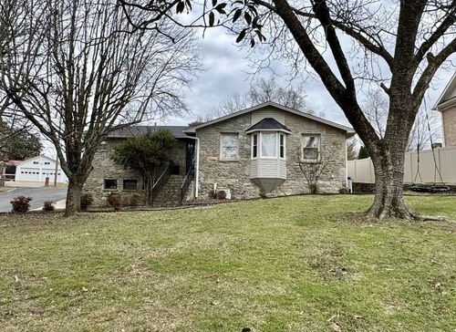 711 5th Ave, Fayetteville, TN, 37334-2129 | Card Image