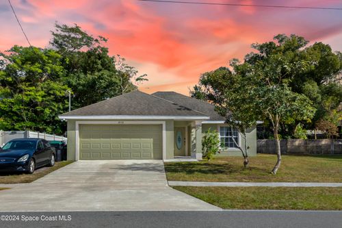 8113 Eden Park Road, ORLANDO, FL, 32810 | Card Image