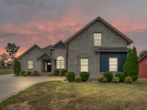 1122 Garrettsburg Rd, Clarksville, TN, 37042-3204 | Card Image